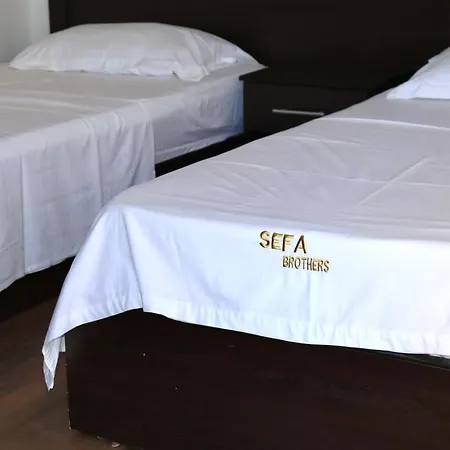 Sefabrothershotel ホテル 4*