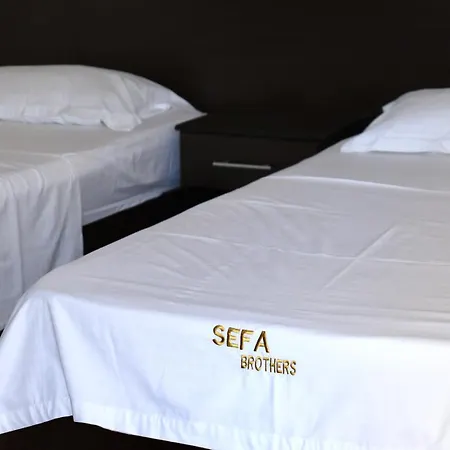 Sefabrothershotel ホテル 4*